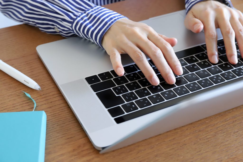 スタジオパフでは、以下のような商品データ作成サービスも提供しています。