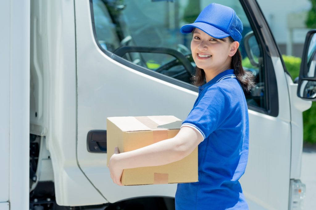 出荷元「Amazon」「Amazon.co.jp」の違いとその意味