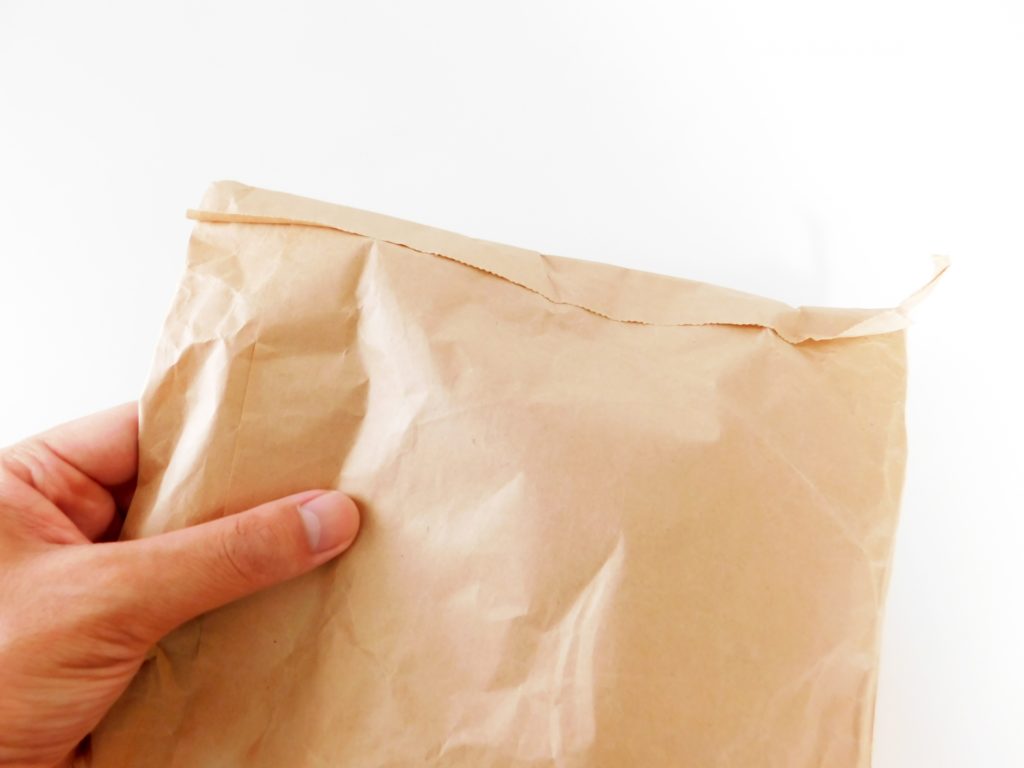 国際郵便で税関に引っかかる理由